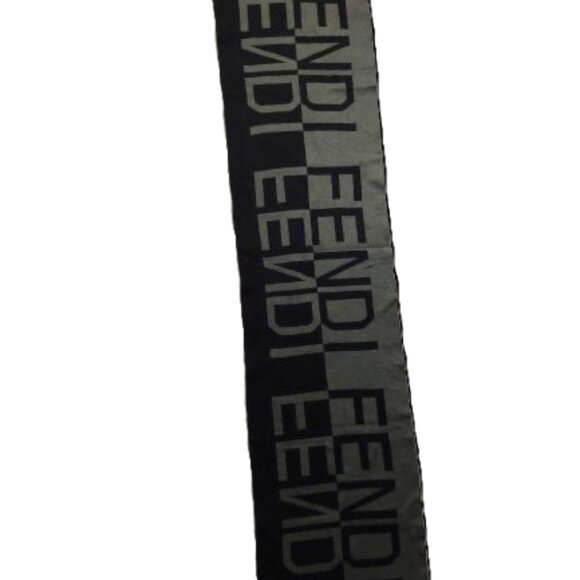 Luxury Vintage FENDI Black & Gray Inverted Logo Reversible Scarf - Picture 6 of 8